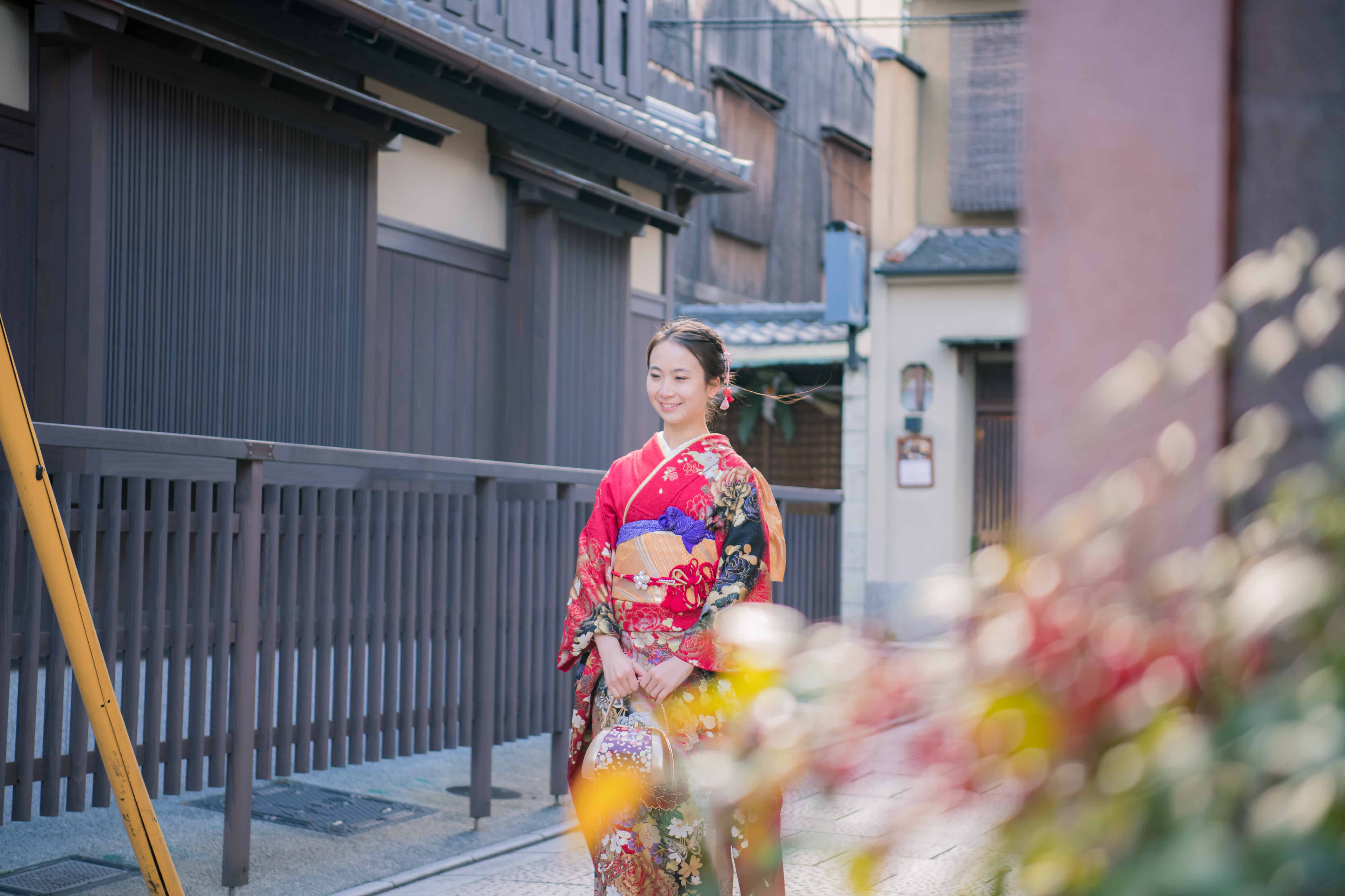 Beautiful Kimono Photography Session in Winter Kyoto!